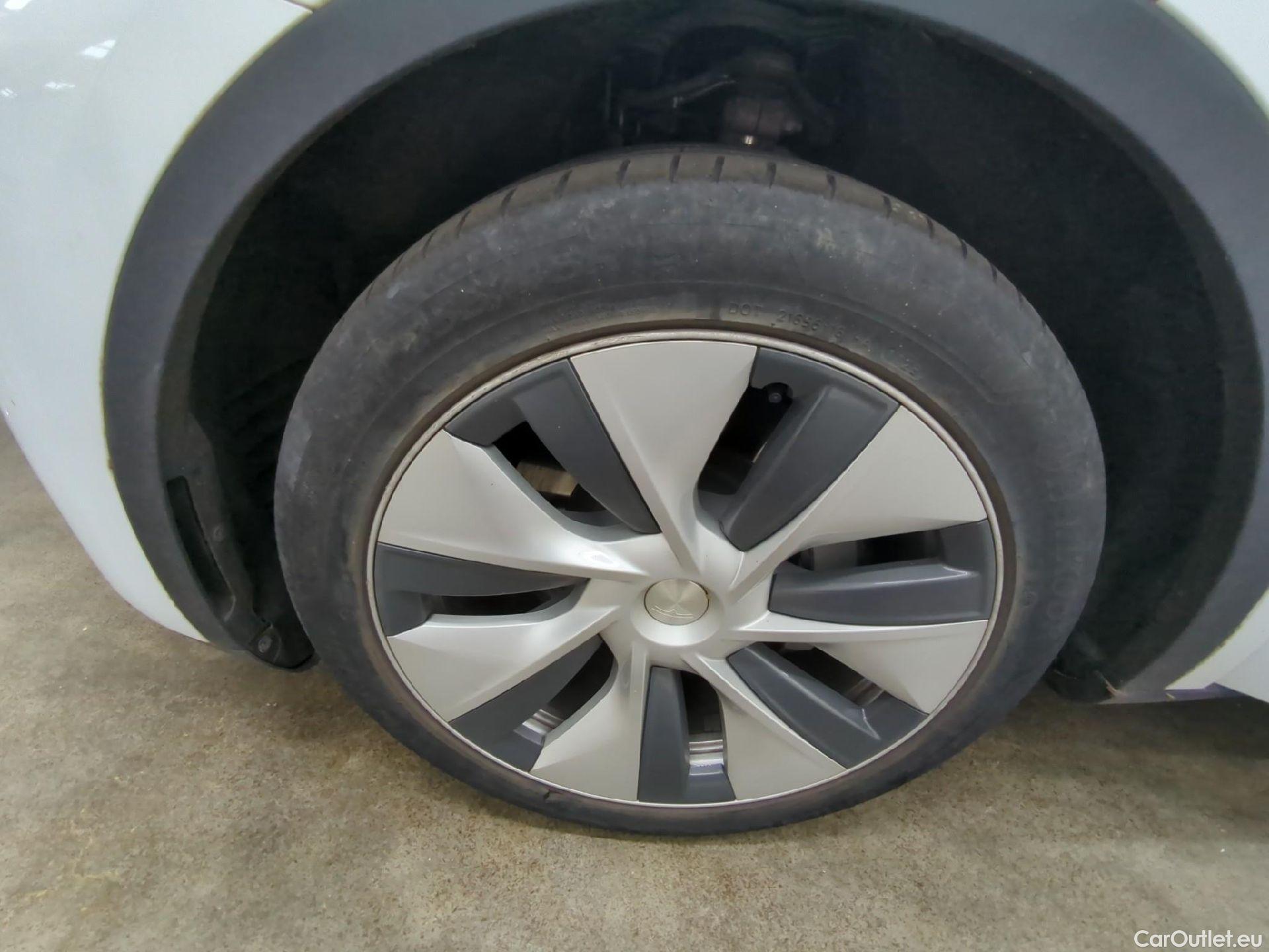  Tesla  Model Y TESLA  / 2021 / 5P / SUV RWD #3