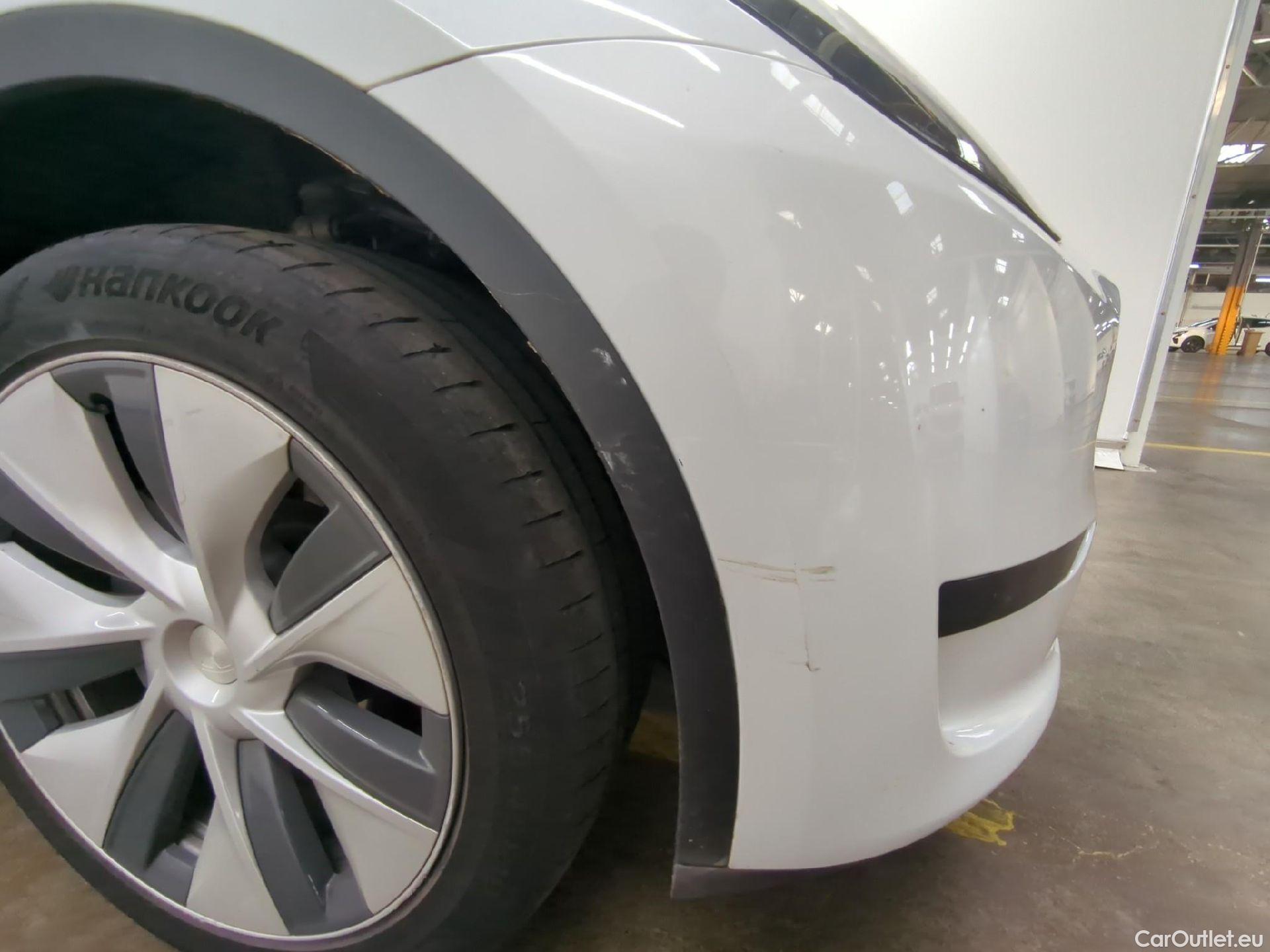  Tesla  Model Y TESLA  / 2021 / 5P / SUV RWD #25