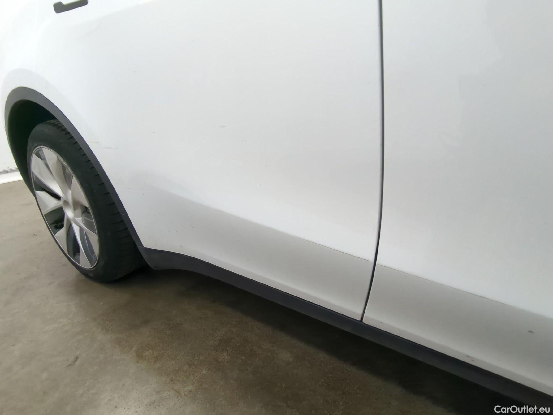  Tesla  Model Y TESLA  / 2021 / 5P / SUV RWD #33