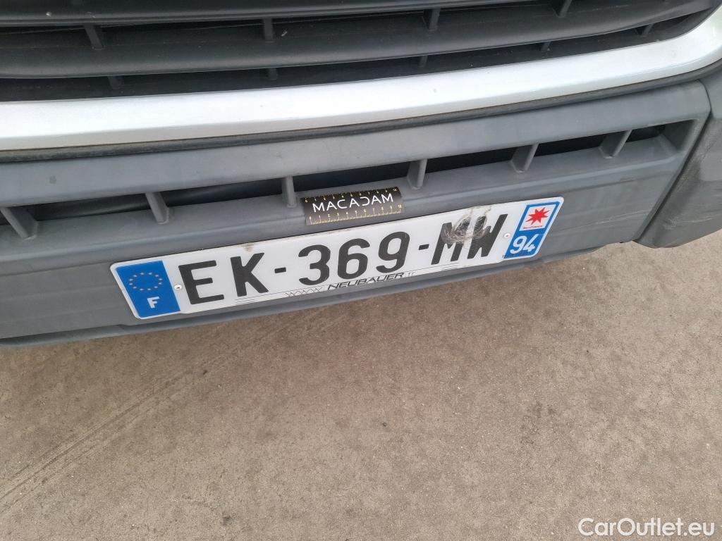  Peugeot  Boxer  VU 4p Fourgon vitré 2.0 BLUEHDI 130 PRO 335 L2H2 / TPMR #62