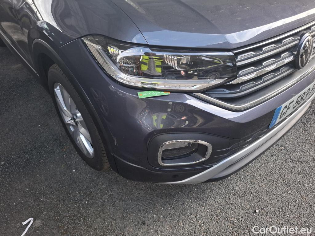  Volkswagen  T-CROSS VOLKSWAGEN  / 2018 / 5P / SUV 1.0 TSI 110ch DSG Carat #25