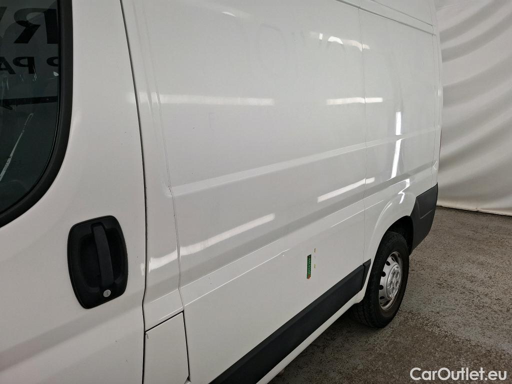  Peugeot  Boxer PEUGEOT  / 2014 / 4P / Fourgon tôlé BlueHDi S&S 120 PREMIUM 330 L1H2 #40