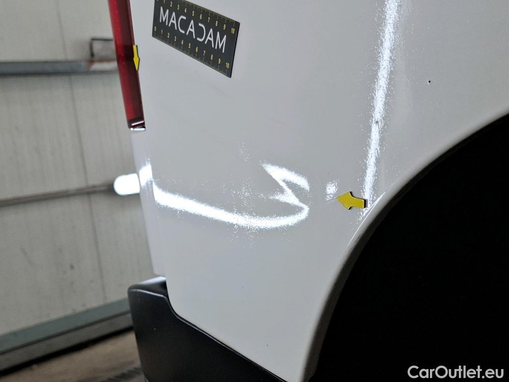  Citroen  Berlingo CITROEN  Van / 2018 / 4P / Fourgonnette Taille M 1000kg PureTech 130 S&S AT Club #6