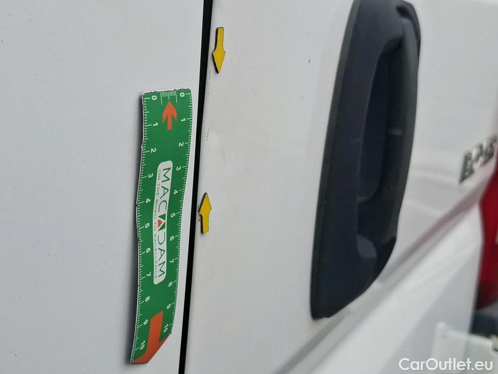  Peugeot  Boxer PEUGEOT  VU 4p Fourgon BLUEHDI 110 PREMIUM 330 L2H2 #68
