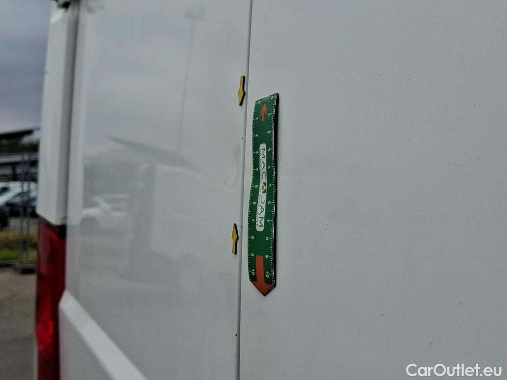  Peugeot  Boxer PEUGEOT  VU 4p Fourgon BLUEHDI 110 PREMIUM 330 L2H2 #61