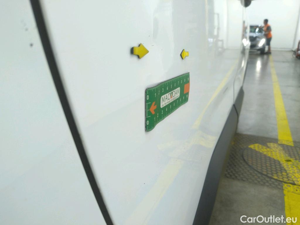  Citroen  Berlingo  Fourgon Club M 1000 1.5 BlueHDi 130CV BVA8 E6d #8