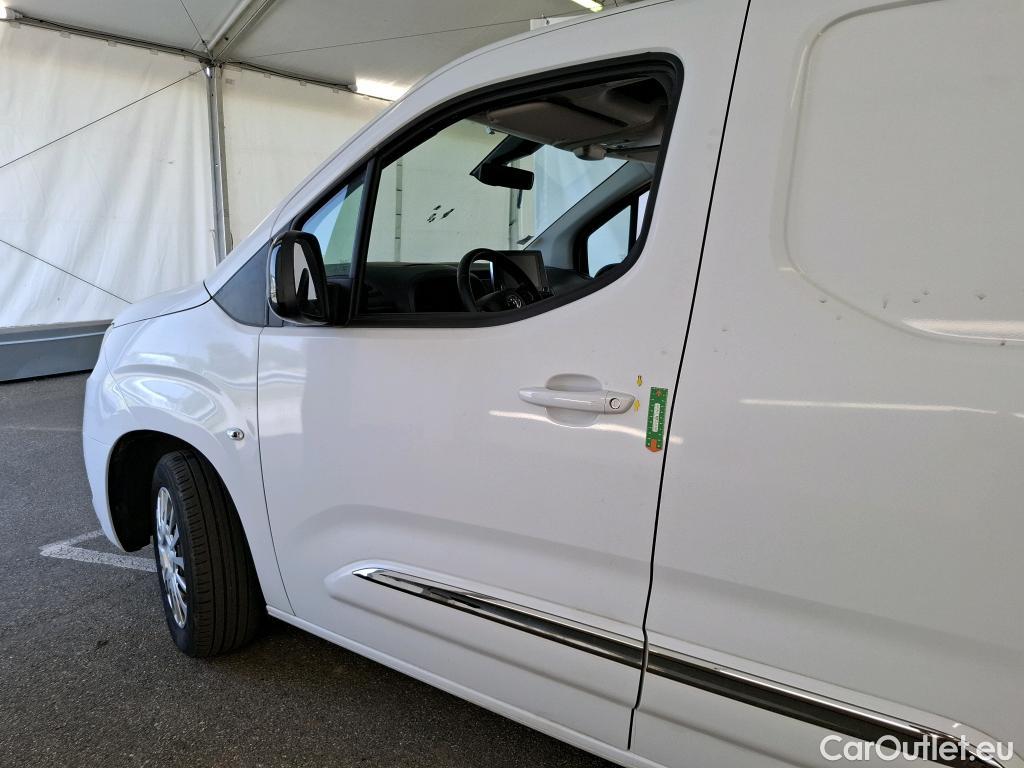  Toyota  Proace TOYOTA  City / 2019 / 4P / Fourgonnette 1.5 Medium 100 D-4D Business #63