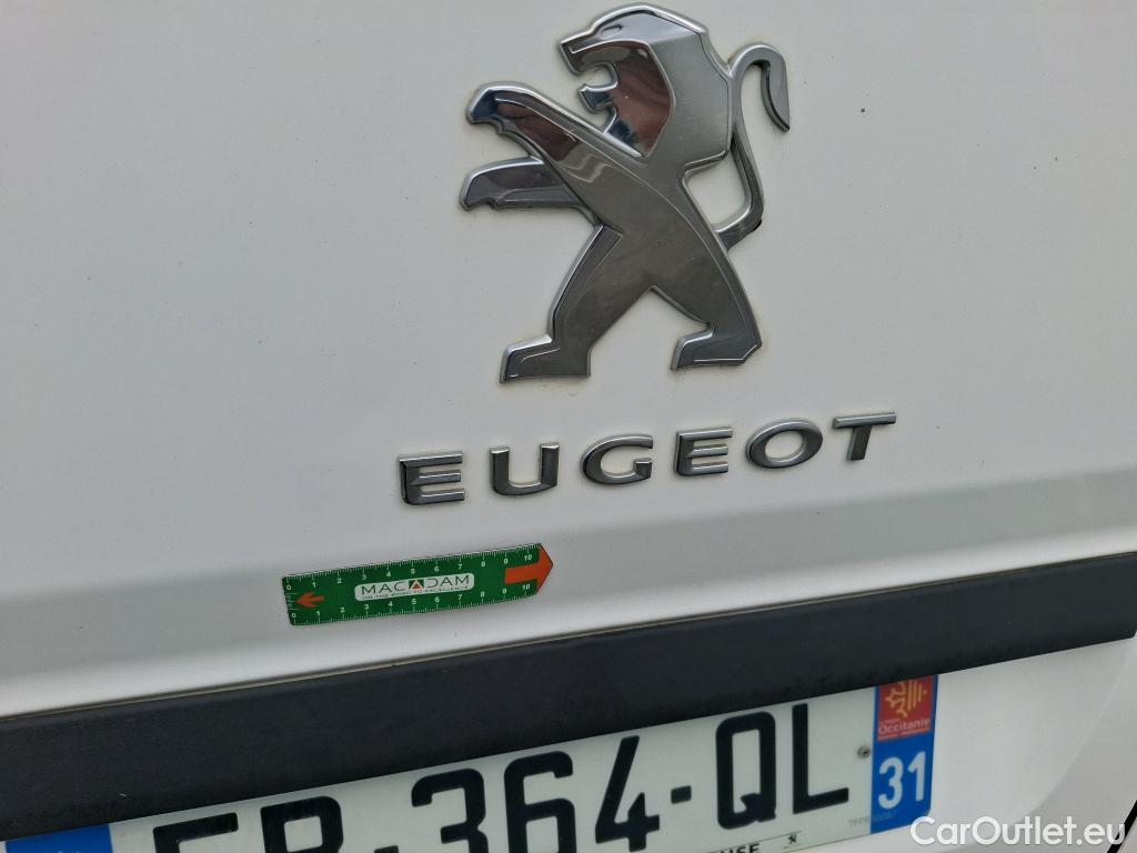  Peugeot  Boxer PEUGEOT  VU 4p Fourgon BLUEHDI 110 PREMIUM 330 L2H2 #70