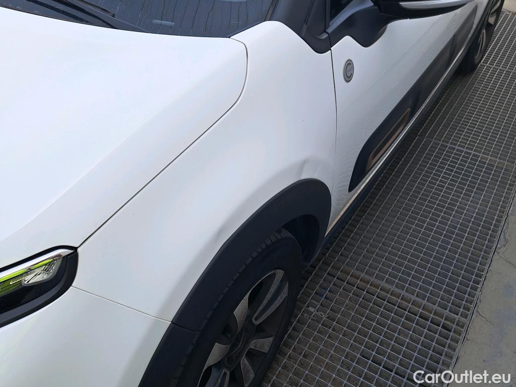  Citroen  C3 CITROEN  / 2020 / 5P / berlina con portón PureTech 60KW (83CV) C-Series(SP) #3