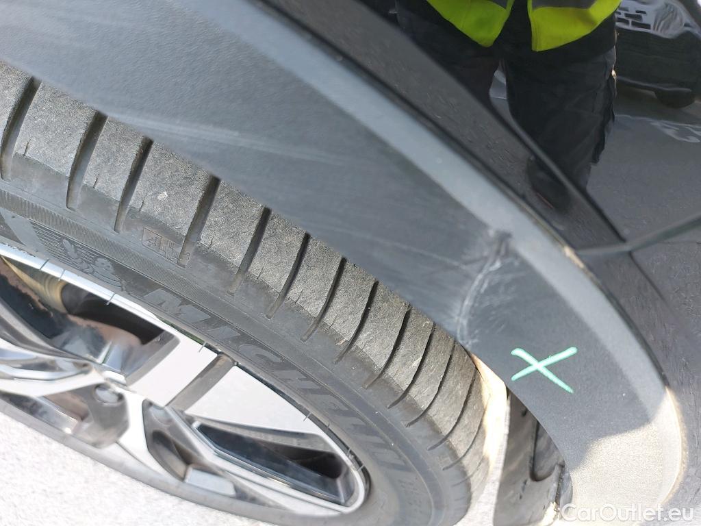  Volvo  XC 40 VOLVO XC40 / 2017 / 5P / todoterreno 1.5 T4 Twin Recharge R-Design Auto #18