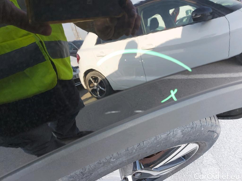  Volvo  XC 40 VOLVO XC40 / 2017 / 5P / todoterreno 1.5 T4 Twin Recharge R-Design Auto #8