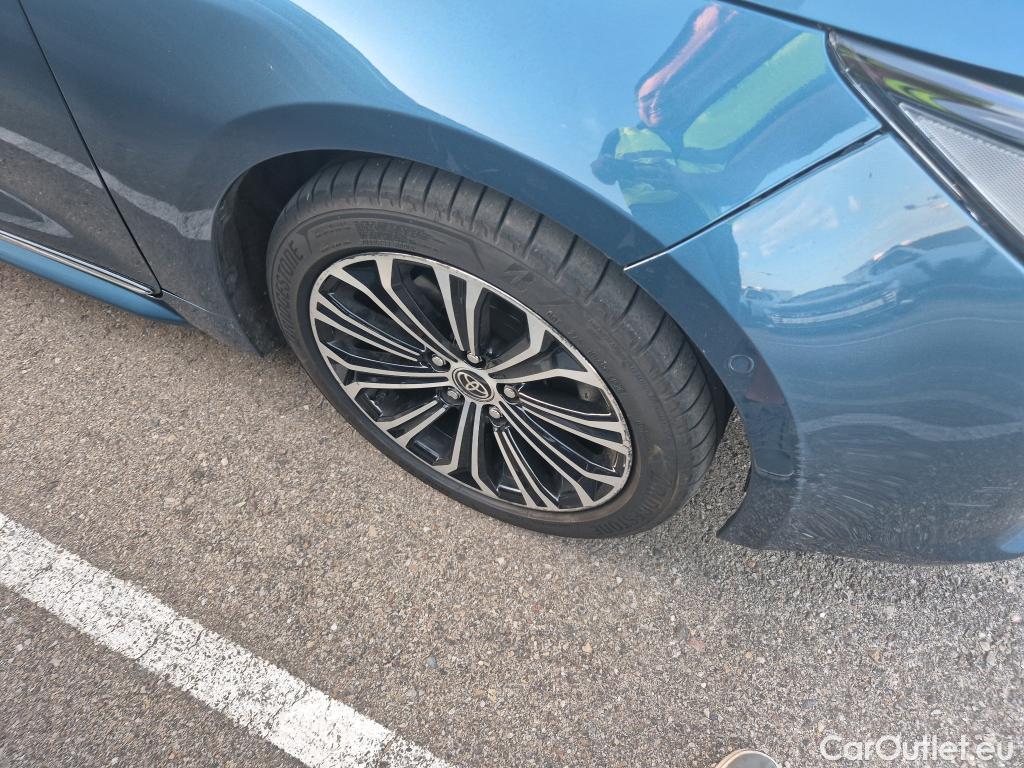  Toyota  Corolla TOYOTA  / 2019 / 5P / familiar 2.0 180H ADVANCE LUXURY TOURING SPORT #5