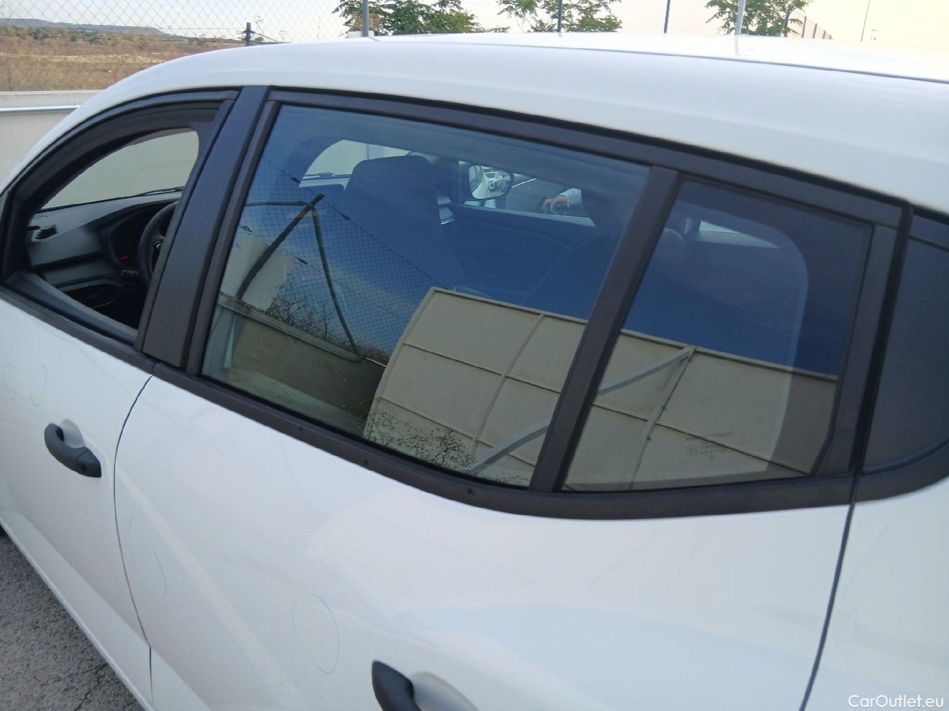  Dacia  Sandero DACIA  / 2020 / 5P / berlina con portón Essential 74kW (100CV) ECO-G #15
