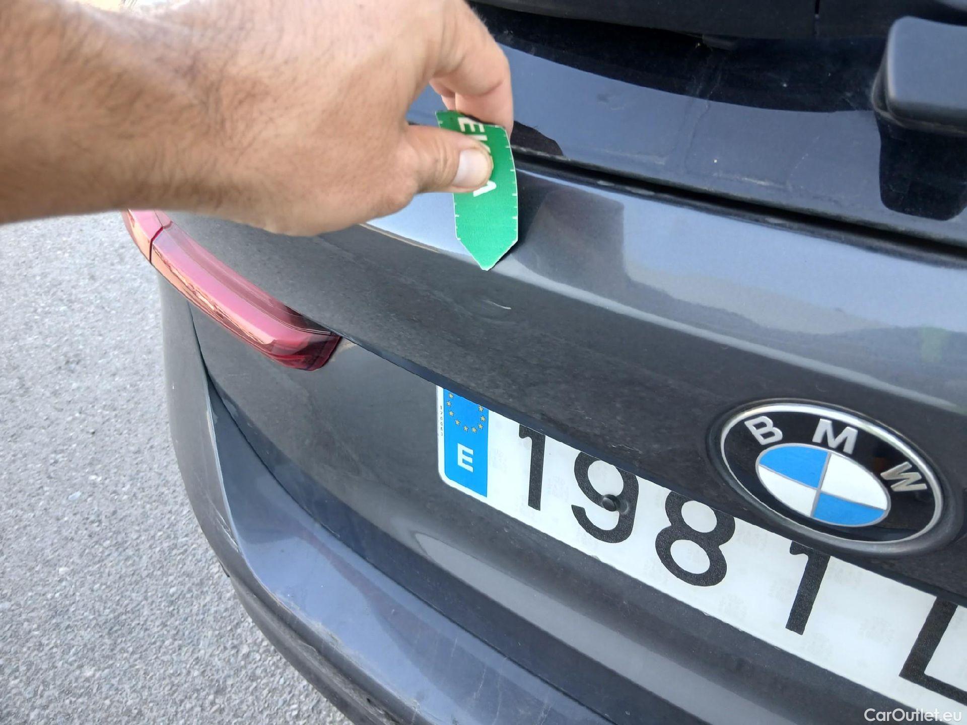  Bmw  Serie 3 BMW  / 2019 / 5P / familiar 318d Auto.Touring #11