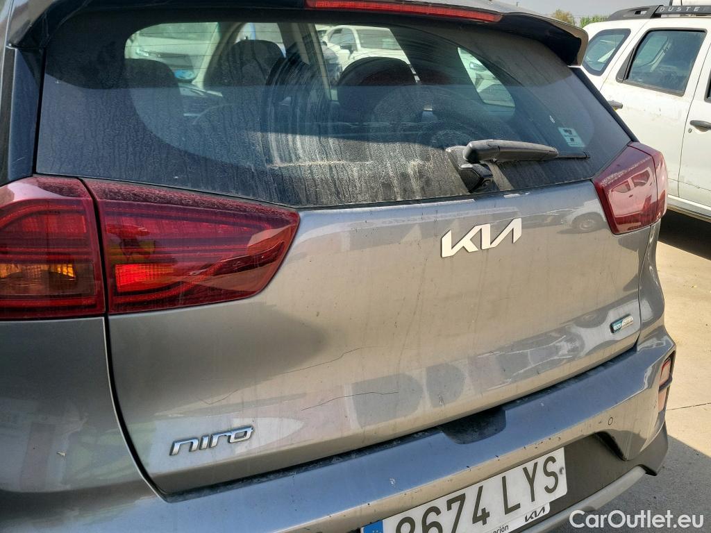  KIA  Niro KIA  / 2019 / 5P / crossover 1.6 GDi HEV 104kW (141CV) Drive #5