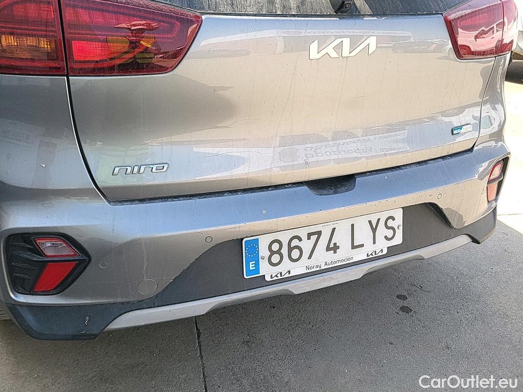  KIA  Niro KIA  / 2019 / 5P / crossover 1.6 GDi HEV 104kW (141CV) Drive #19