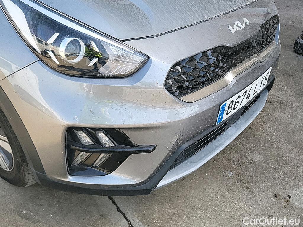 KIA  Niro KIA  / 2019 / 5P / crossover 1.6 GDi HEV 104kW (141CV) Drive #21