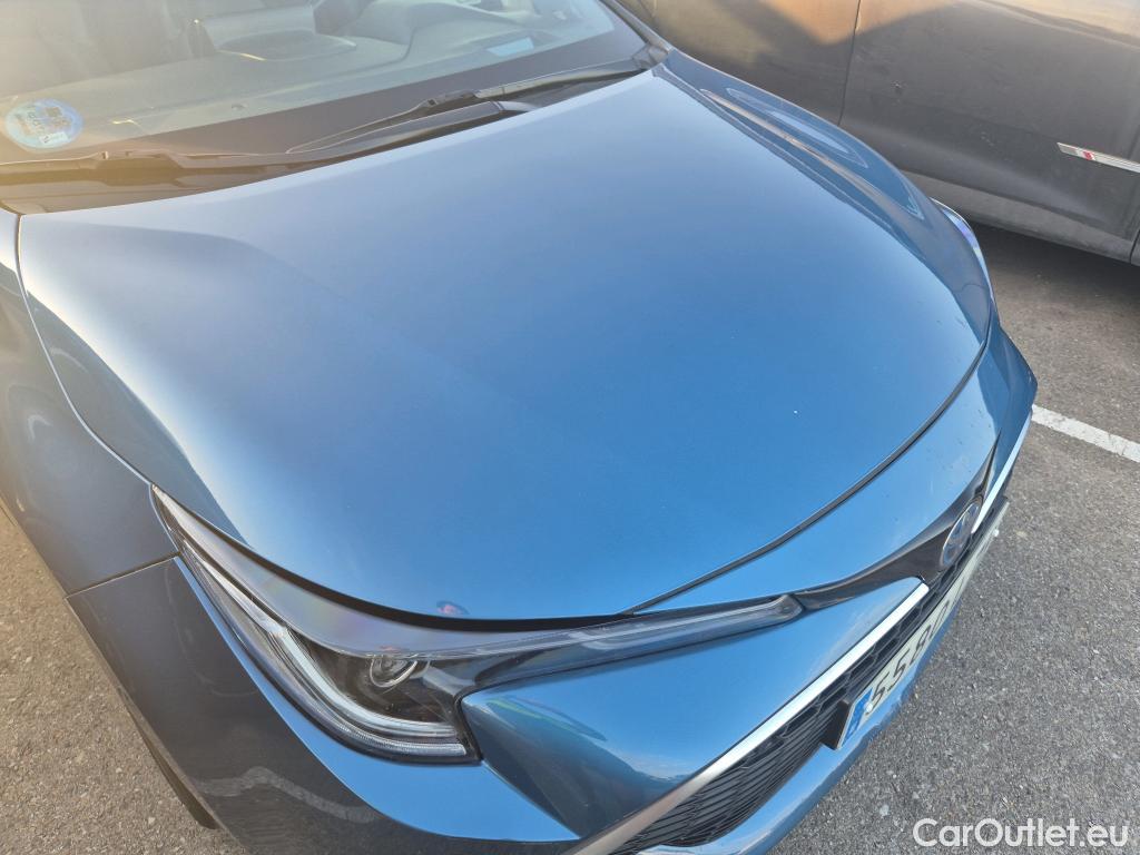  Toyota  Corolla TOYOTA  / 2019 / 5P / familiar 2.0 180H ADVANCE LUXURY TOURING SPORT #30