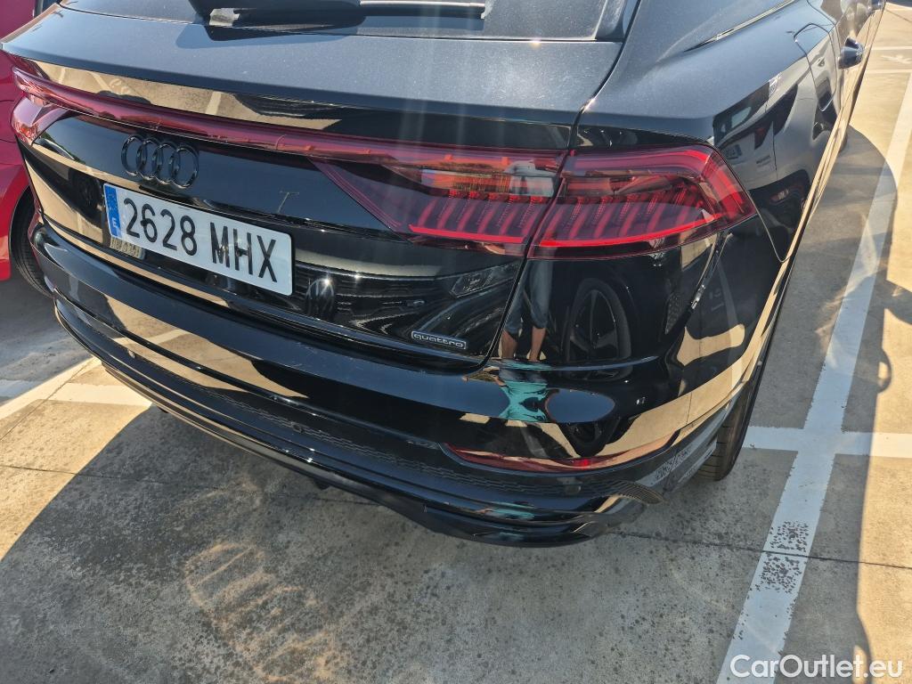  Audi  Q8 AUDI  / 2018 / 5P / todoterreno 55 TFSIe 280kW Black Line Pl quattro tip #16