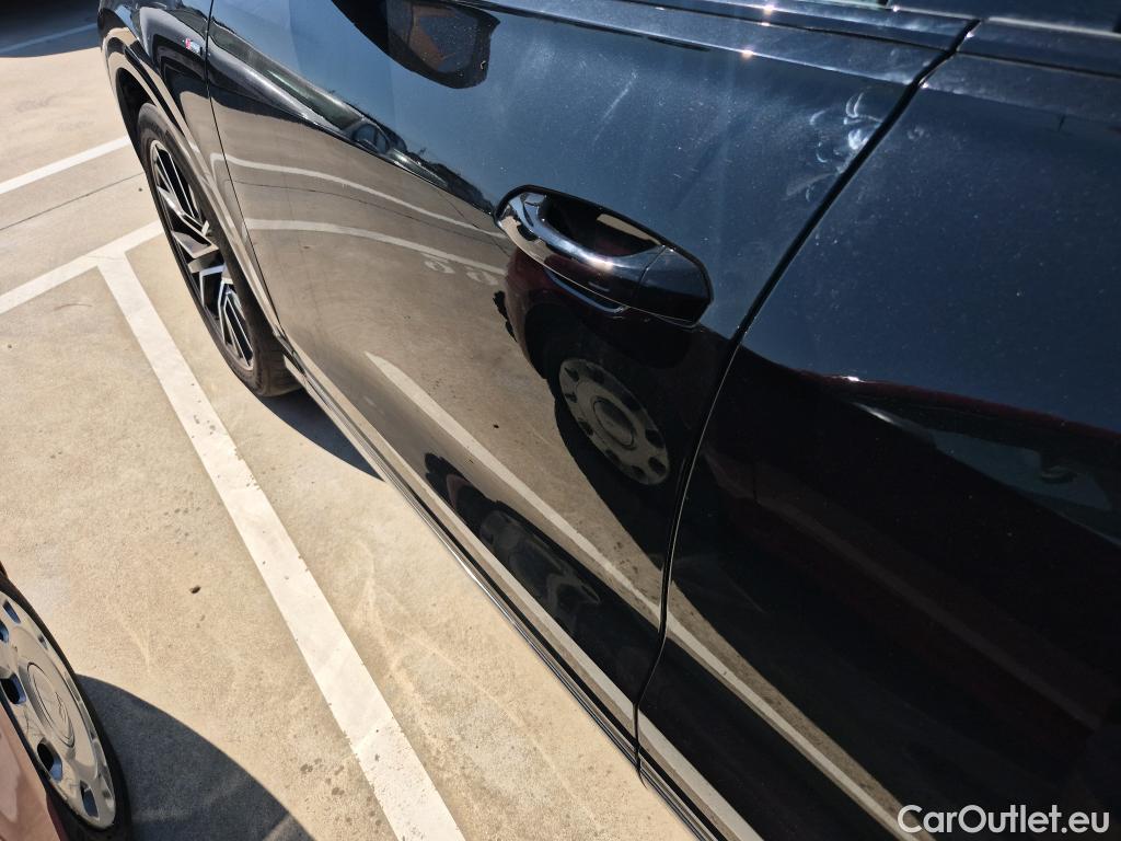  Audi  Q8 AUDI  / 2018 / 5P / todoterreno 55 TFSIe 280kW Black Line Pl quattro tip #29