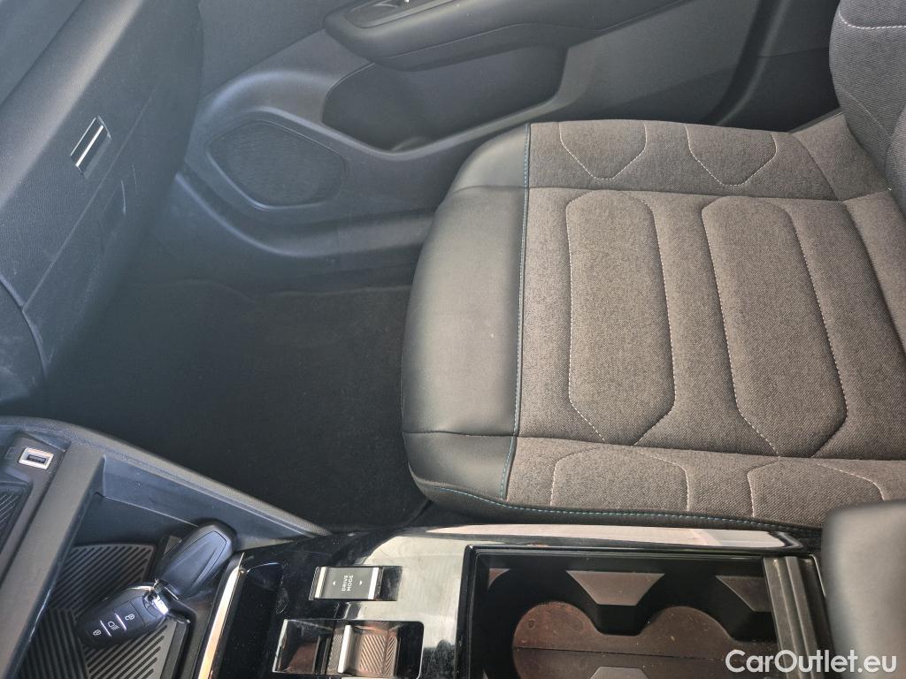  Citroen  C4  Berlina Feel Pack 1.2 PureTech 130CV AT8 E6d #8