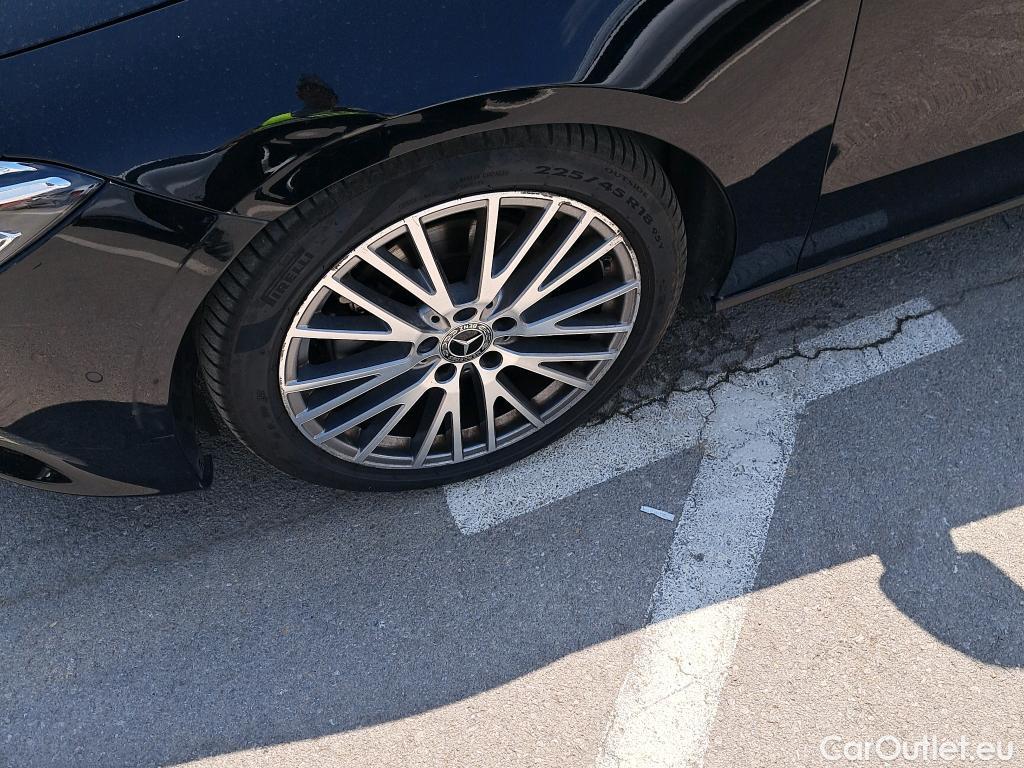  Mercedes  CLA-Klasse MERCEDES-BENZ CLA / 2019 / 4P / coupé CLA 200 D DCT #11