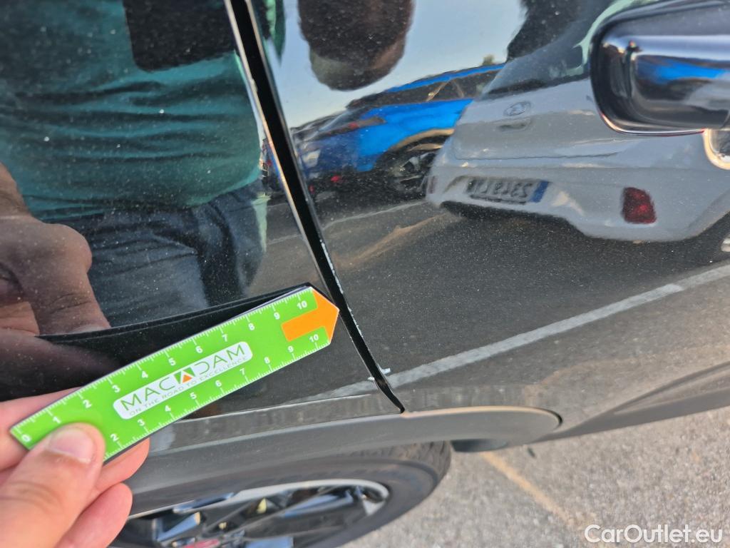  DS  DS7 DS DS 7 Crossback / 2017 / 5P / todoterreno 1.6 E-Tense 225 PERFORMANCE LINE Auto #18