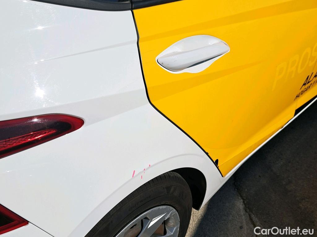  Hyundai  i20 HYUNDAI  / 2020 / 5P / berlina con portón 1.0 TGDI 74kW (100CV) 48V Essence #18