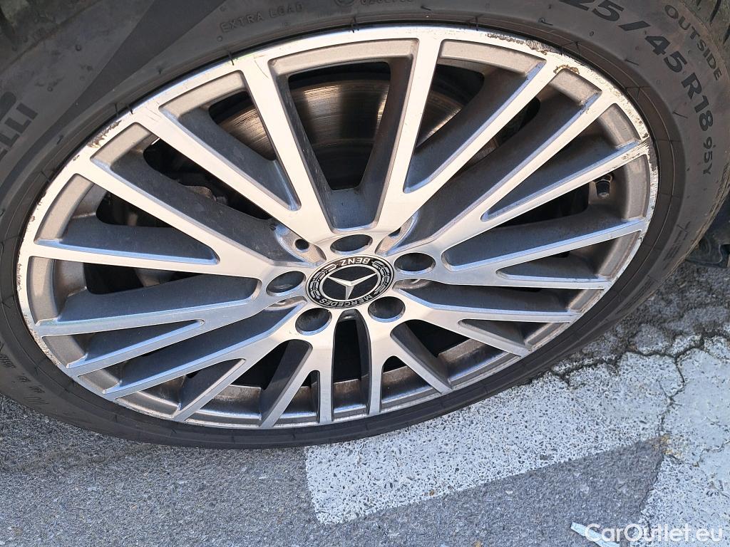  Mercedes  CLA-Klasse MERCEDES-BENZ CLA / 2019 / 4P / coupé CLA 200 D DCT #12