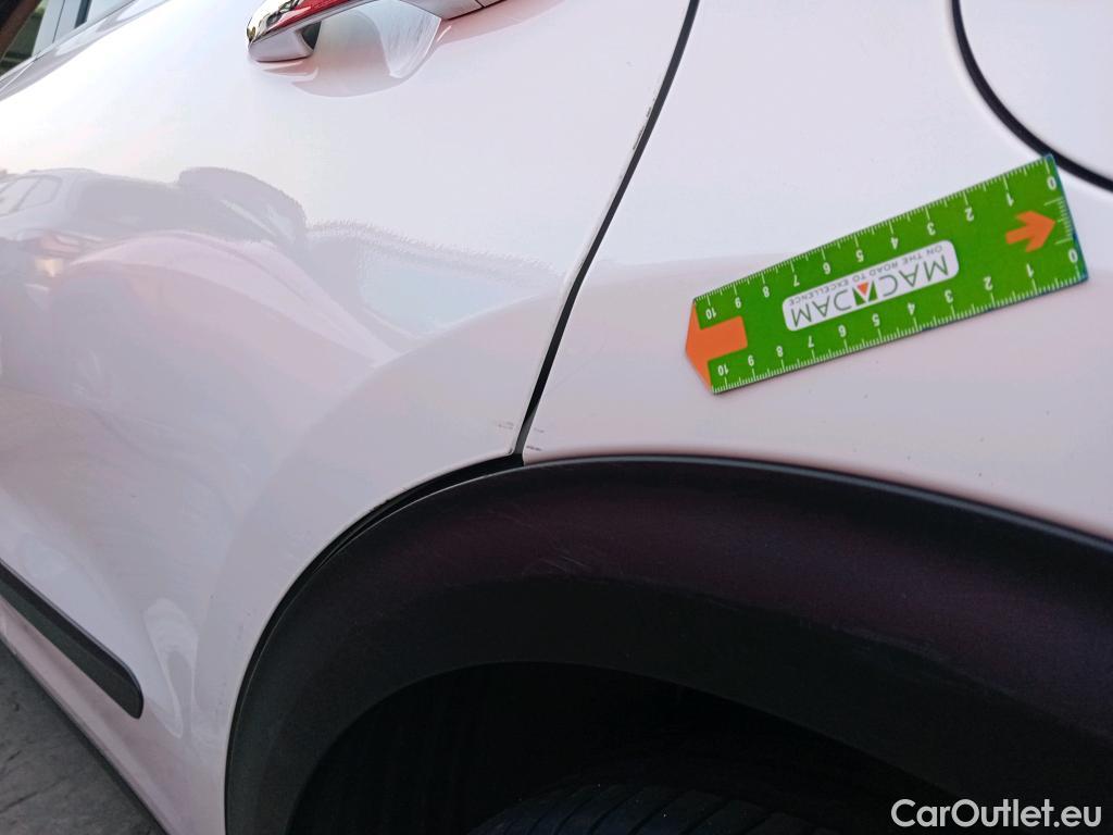  KIA  Niro KIA  / 2019 / 5P / crossover 1.6 GDi HEV 104kW (141CV) Emotion (AC) #12