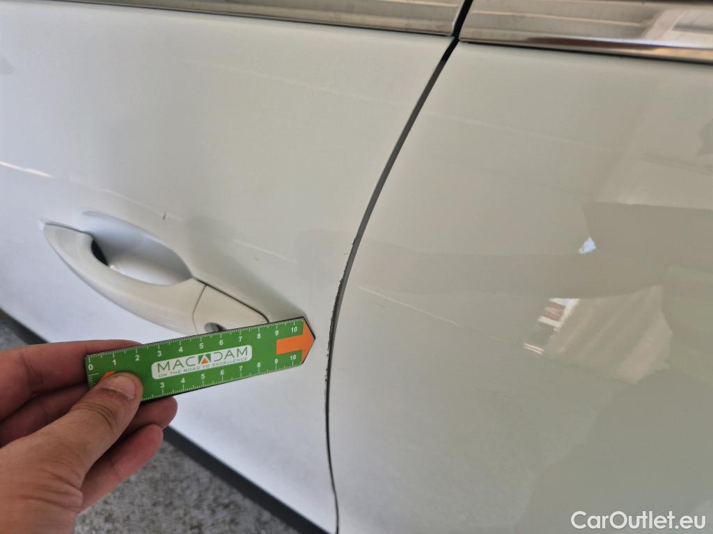 Citroen  C4  Berlina Feel Pack 1.2 PureTech 130CV AT8 E6d #6