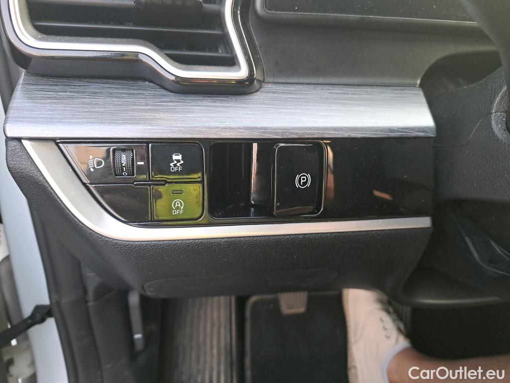  KIA  Sportage KIA  / 2022 / 5P / todoterreno 1.6 T-GDi 110kW (150CV) Drive 4x2 (AC2) #19