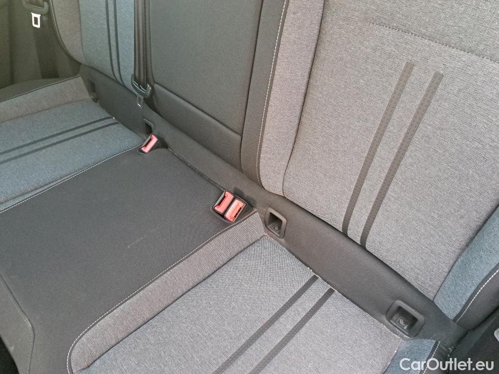  Seat  ATECA SEAT  1.5 TSI 110kW DSG S&S Style Go #23