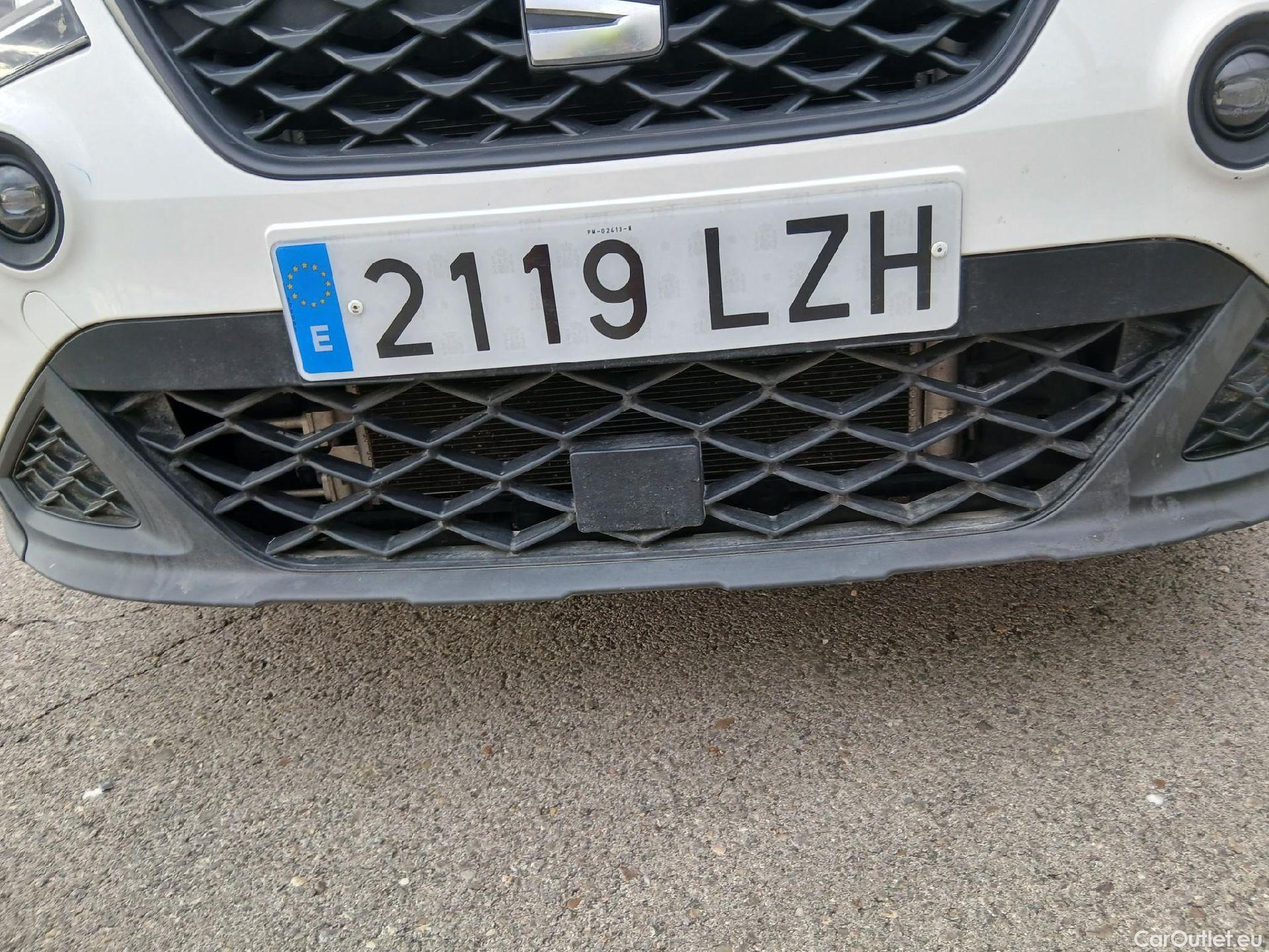  Seat  Arona SEAT  / 2021 / 5P / todoterreno 1.0 TSI 81kW (110CV) Style Plus (AC) #6