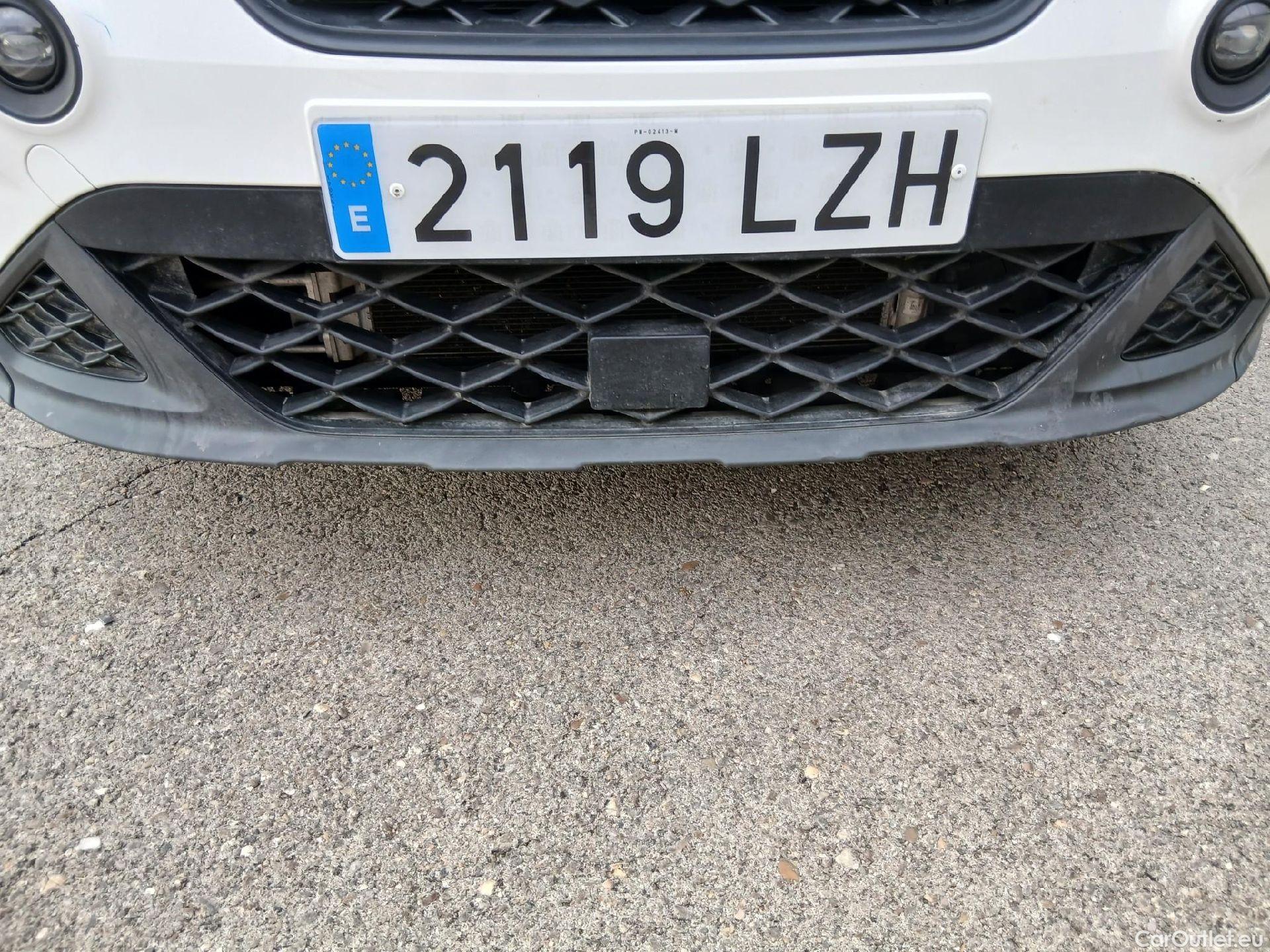  Seat  Arona SEAT  / 2021 / 5P / todoterreno 1.0 TSI 81kW (110CV) Style Plus (AC) #8