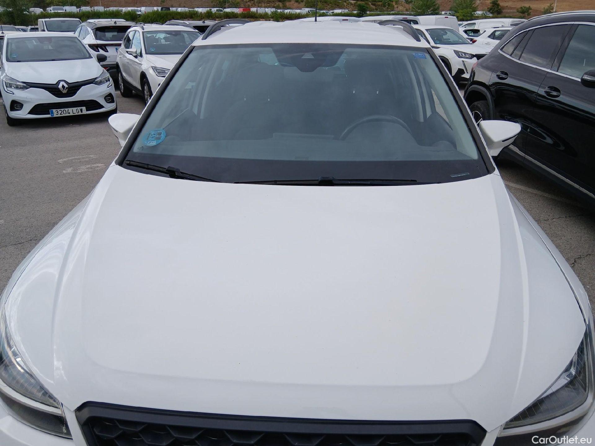  Seat  Arona SEAT  / 2021 / 5P / todoterreno 1.0 TSI 81kW (110CV) Style Plus (AC) #3