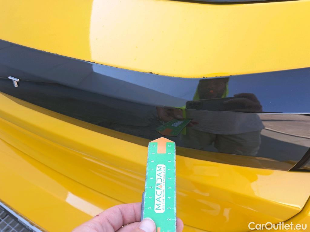  Peugeot  208 PEUGEOT  / 2019 / 5P / berlina con portón PureTech 55kW (75CV) Active #33