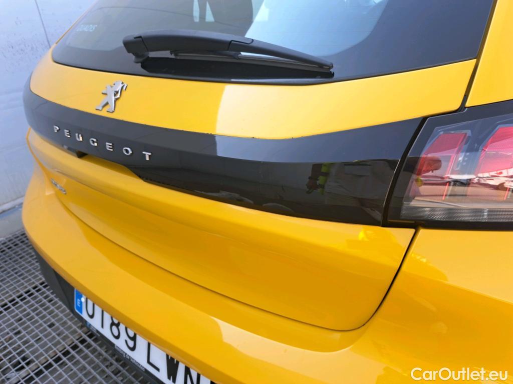  Peugeot  208 PEUGEOT  / 2019 / 5P / berlina con portón PureTech 55kW (75CV) Active #32