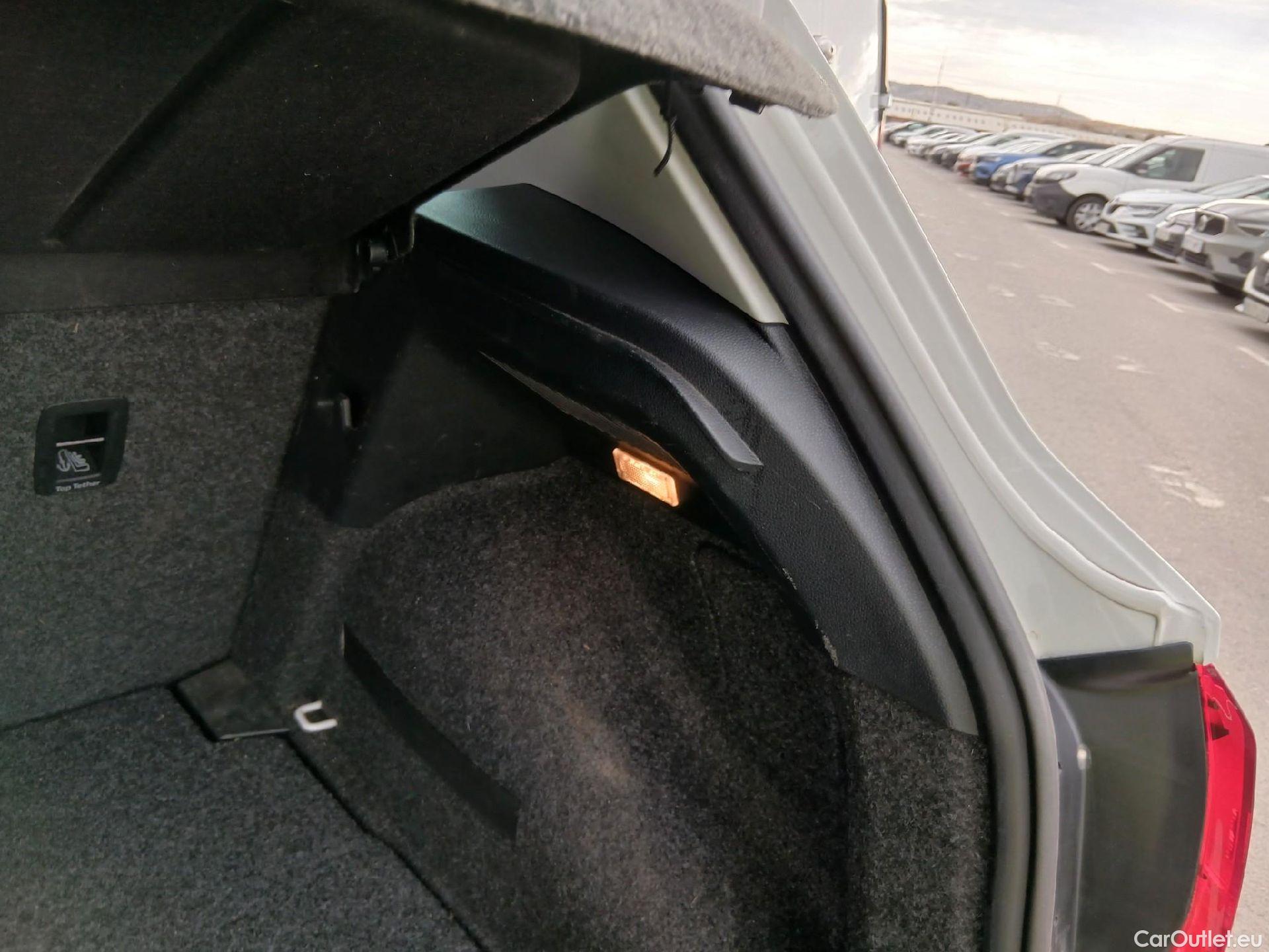  Seat  Arona SEAT  / 2021 / 5P / todoterreno 1.0 TSI 81kW (110CV) Style Plus (AC) #34