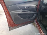  Peugeot  5008 PEUGEOT  / 2020 / 5P / SUV BLUEHDI 130 ALLURE EAT8 S/S AUT. #62