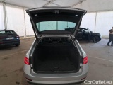  Skoda  Superb SKODA  WAGON / 2019 / 5P / STATION WAGON 2.0 TDI EVO 110KW STYLE DSG #4