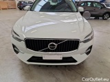  Volvo  XC60 VOLVO  / 2021 / 5P / SUV B4 D AWD AUTOMATICO MOMENTUM PRO #26