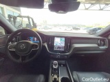  Volvo  XC60 VOLVO  / 2021 / 5P / SUV B4 D AWD AUTOMATICO ULTIMATE DARK #3