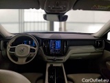  Volvo  XC60 VOLVO  / 2021 / 5P / SUV B4 D AWD AUTOMATICO ULTIMATE DARK #3