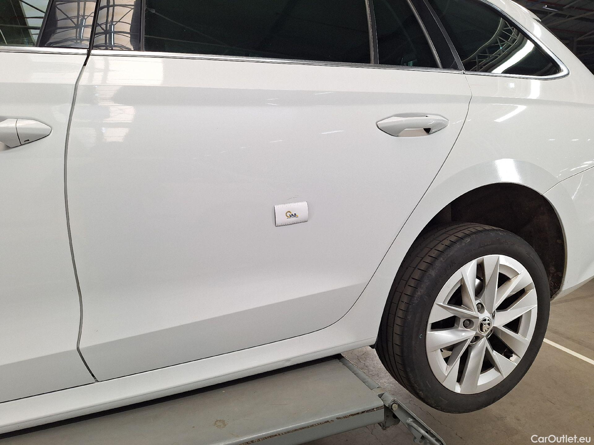  Skoda  Octavia Skoda,  Combi '20, Skoda  Combi 2.0 CRTDI 85kW Clever+ 5d #26