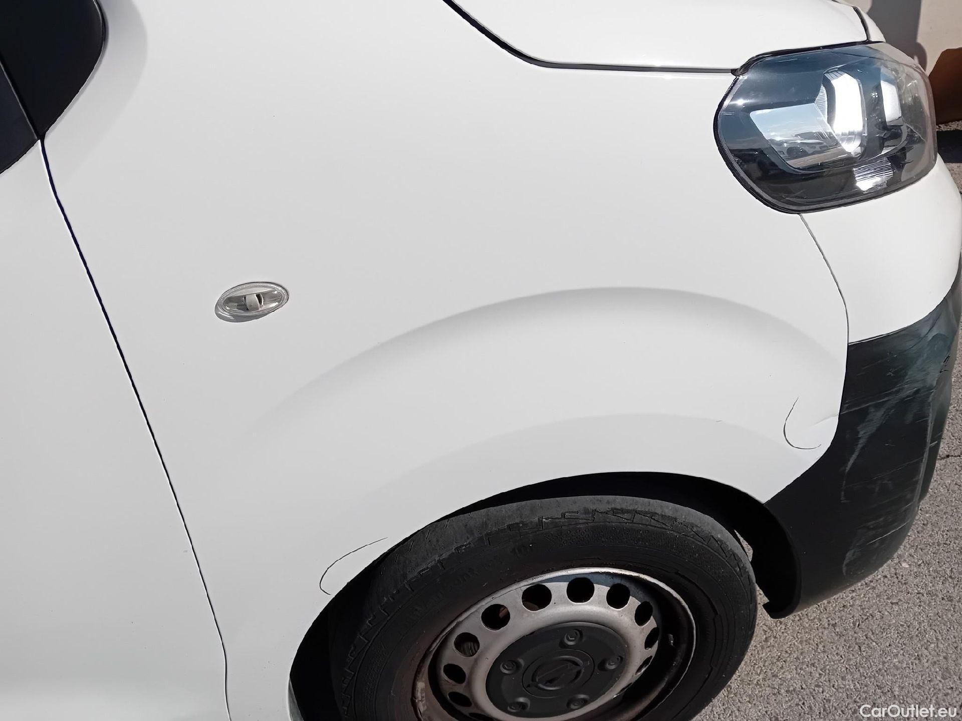  Opel  Vivaro OPEL  / 2019 / 4P / furgón 1.5 Diésel 88kW (120CV) M Std Express #21