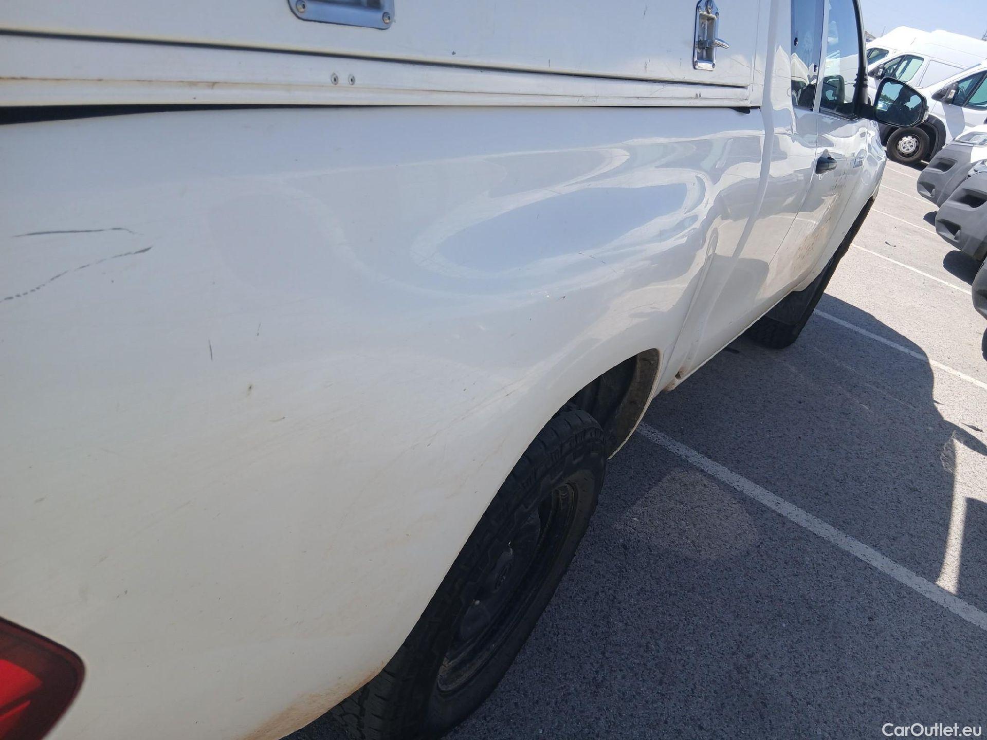  Toyota  Hilux TOYOTA  VU 2p 7G pickup 2.4 D-4D Cabina Extra GX 4x4 #32