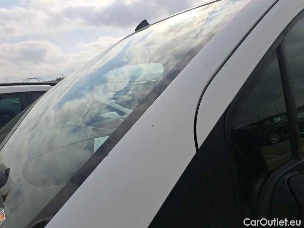  Citroen  Berlingo CITROEN  / 2018 / 3P / furgón derivado de turismo Talla M BlueHDi 73kW CONTROL (AC) #56