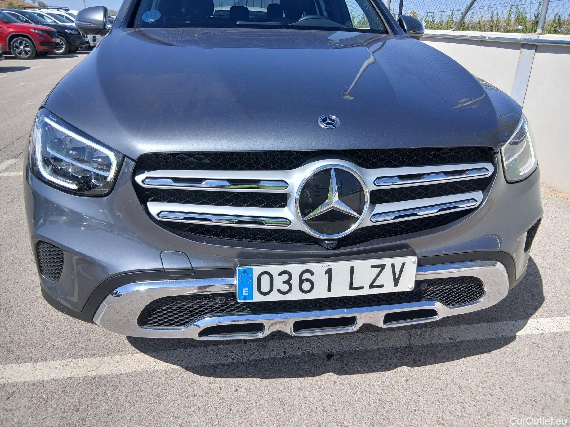 Mercedes  G-Klasee MERCEDES-BENZ Clase GLC / 2019 / 5P / todoterreno GLC 300 e 4MATIC #4