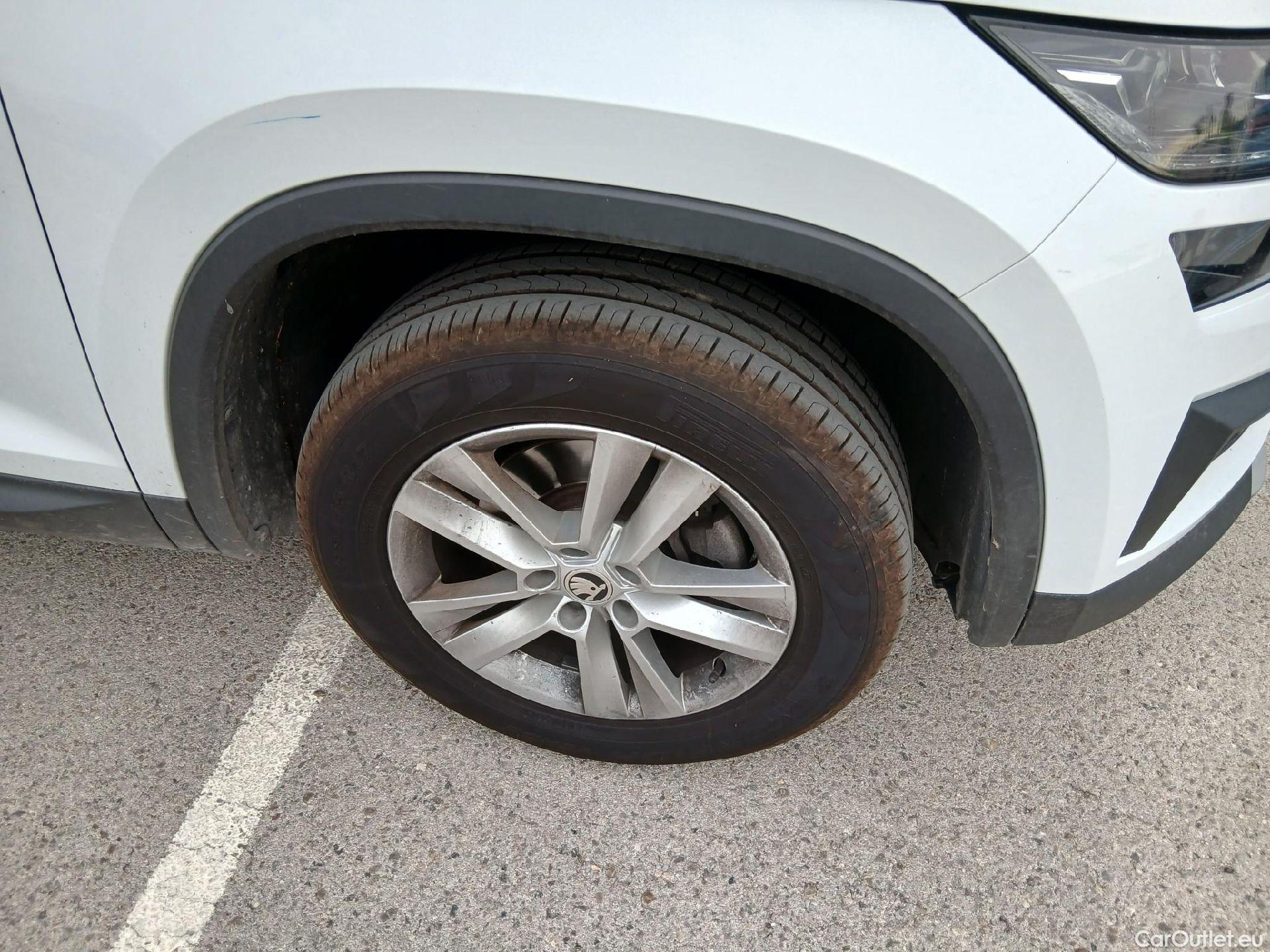  Skoda  Kodiaq SKODA  / 2021 / 5P / todoterreno 2.0 TDI 110KW (150cv) DSG 4x4 Ambition #44